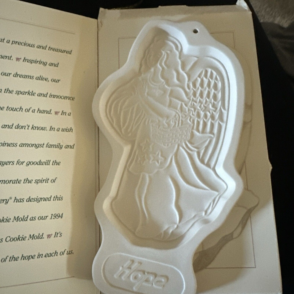 Longaberger Pottery Hope Angel Series Cookie Mold 1994 NEW! IT31356